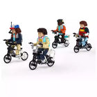 The party on bikes Stranger Things to build 677 pieces