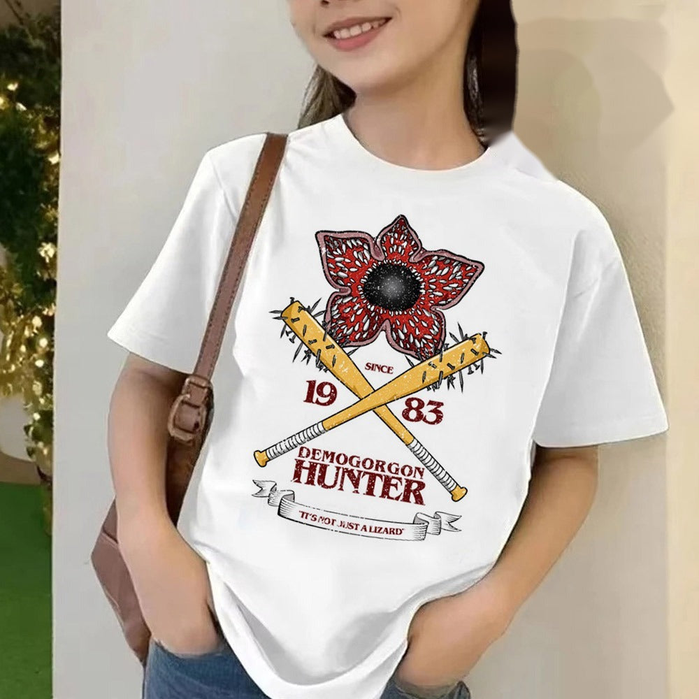 T-shirt enfant Stranger Things Demogorgon Hunter 1983 vu de face